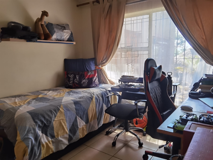 6 Bedroom Property for Sale in Wonderboom Gauteng