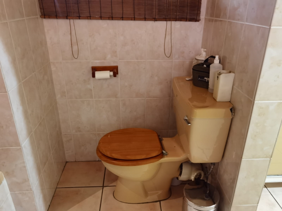 6 Bedroom Property for Sale in Wonderboom Gauteng