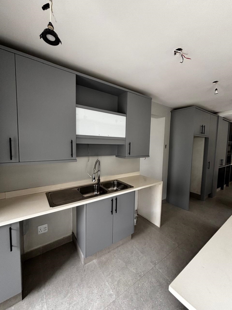 3 Bedroom Property for Sale in Norwood Gauteng