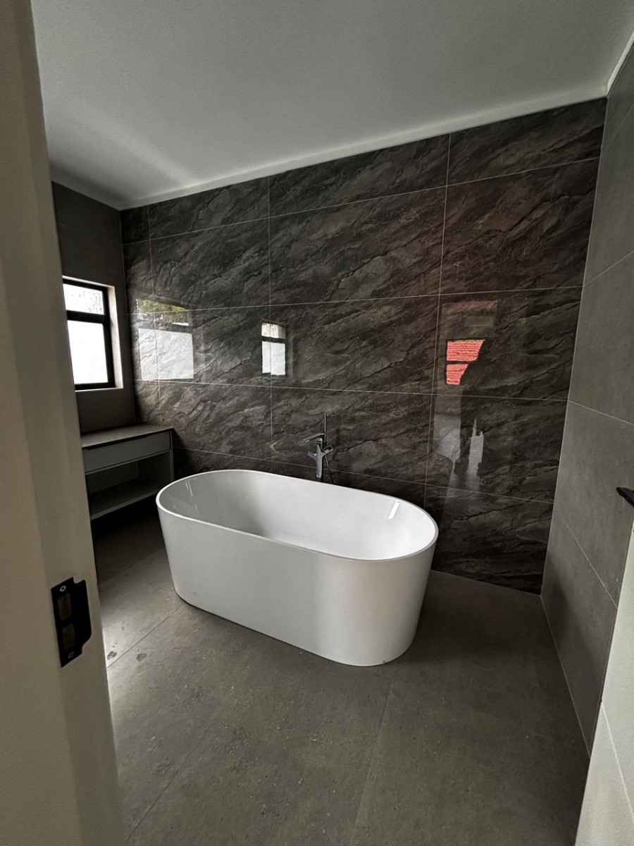 3 Bedroom Property for Sale in Norwood Gauteng