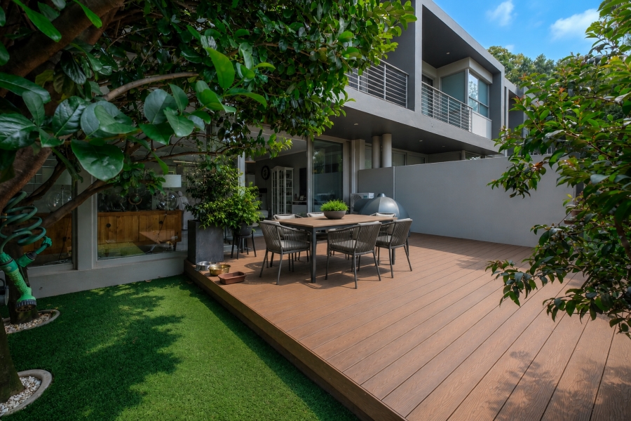 3 Bedroom Property for Sale in Hurlingham Gauteng