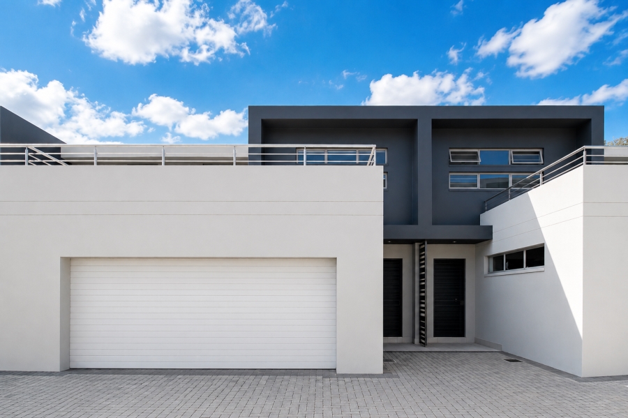3 Bedroom Property for Sale in Hurlingham Gauteng
