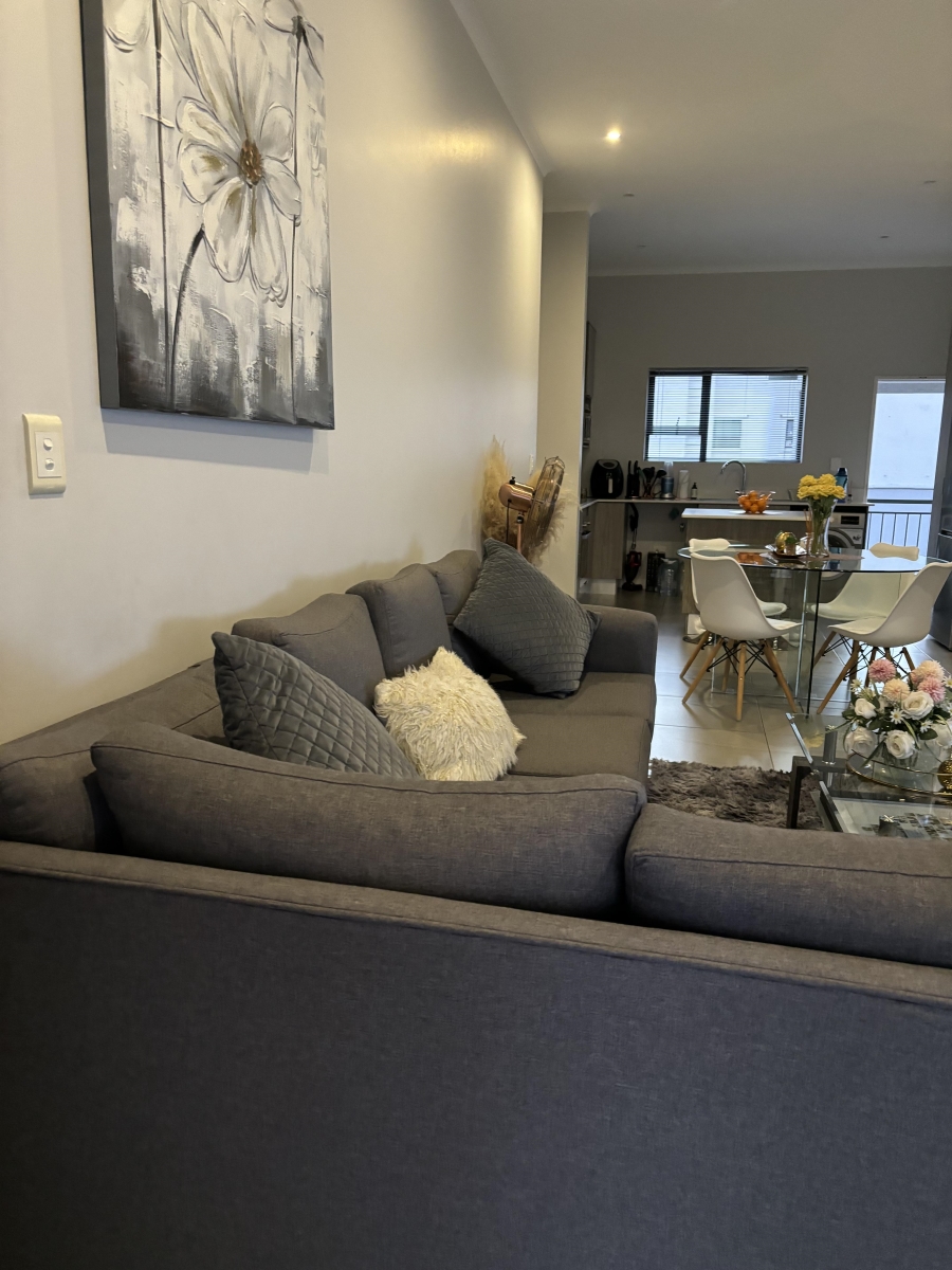 To Let 2 Bedroom Property for Rent in Morningside Gauteng