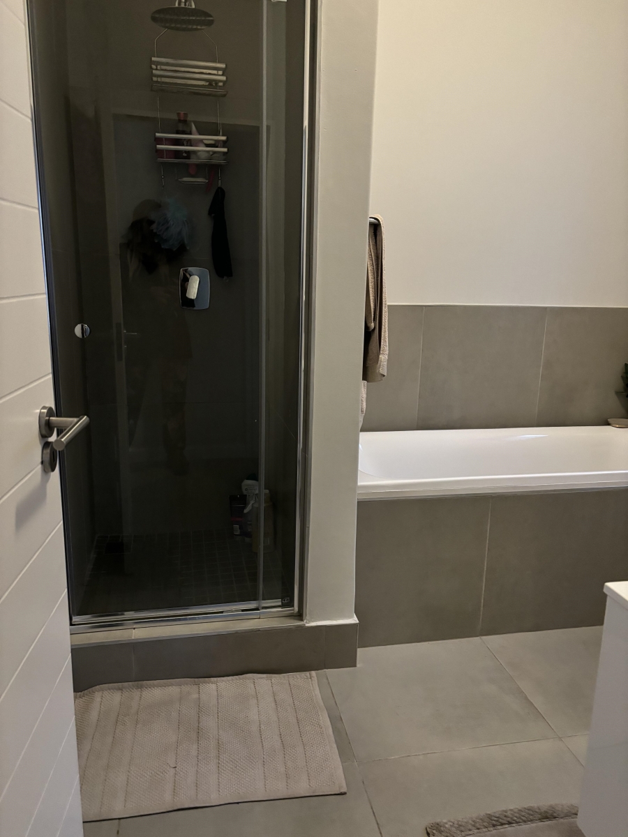 To Let 2 Bedroom Property for Rent in Morningside Gauteng