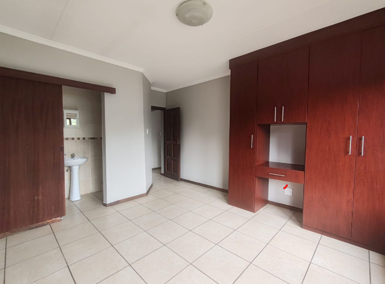 To Let 2 Bedroom Property for Rent in Kenleaf Gauteng