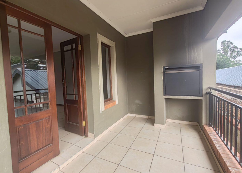 To Let 2 Bedroom Property for Rent in Kenleaf Gauteng