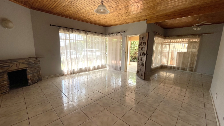 3 Bedroom Property for Sale in Sinoville Gauteng