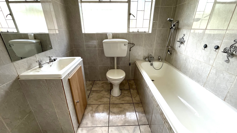 3 Bedroom Property for Sale in Sinoville Gauteng