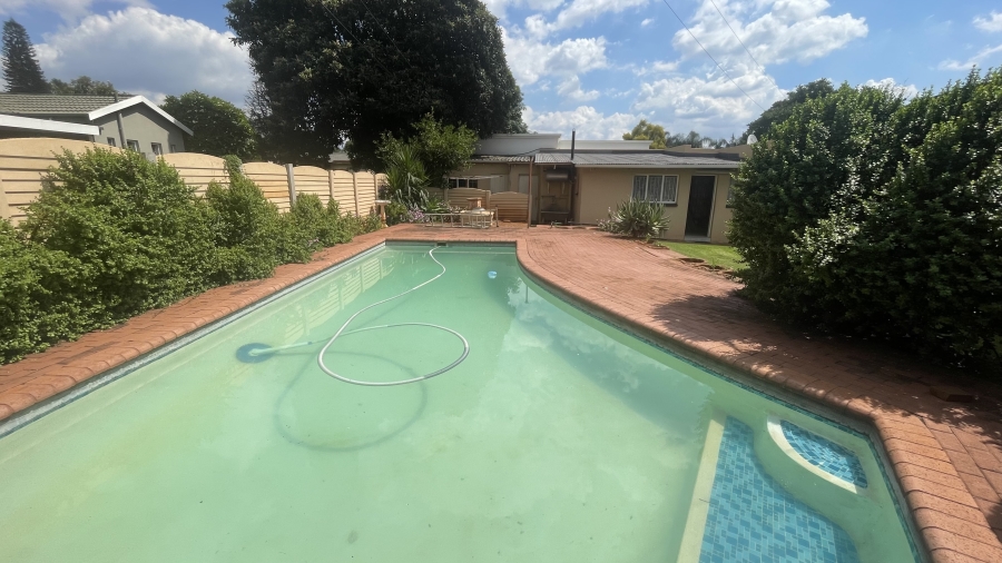 3 Bedroom Property for Sale in Sinoville Gauteng