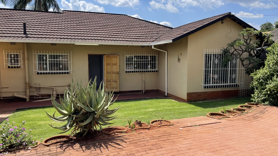 3 Bedroom Property for Sale in Sinoville Gauteng