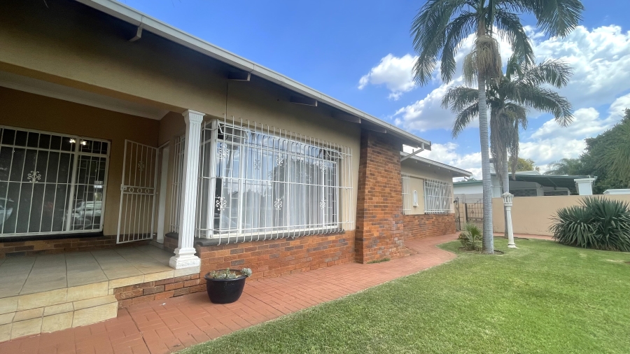 3 Bedroom Property for Sale in Sinoville Gauteng