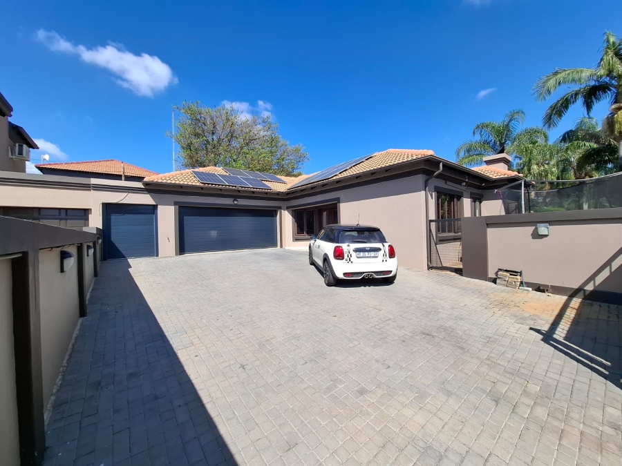 3 Bedroom Property for Sale in Bougainvillea Estate Gauteng