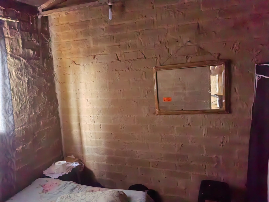 2 Bedroom Property for Sale in Mohlakeng Gauteng