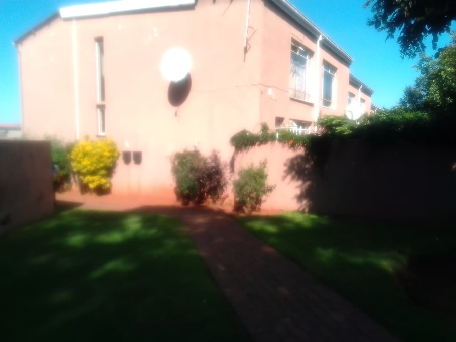 3 Bedroom Property for Sale in Florida Gauteng