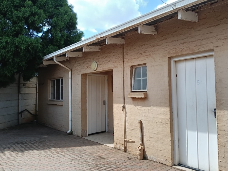 12 Bedroom Property for Sale in Westonaria Gauteng
