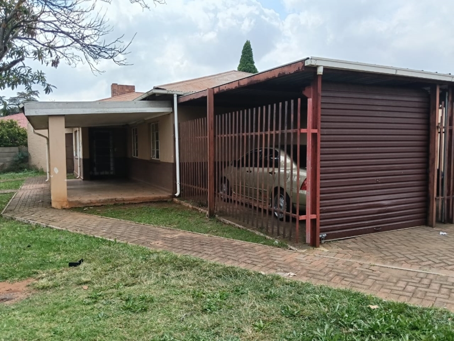 12 Bedroom Property for Sale in Westonaria Gauteng