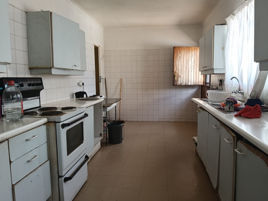 9 Bedroom Property for Sale in Glen Harvie Gauteng