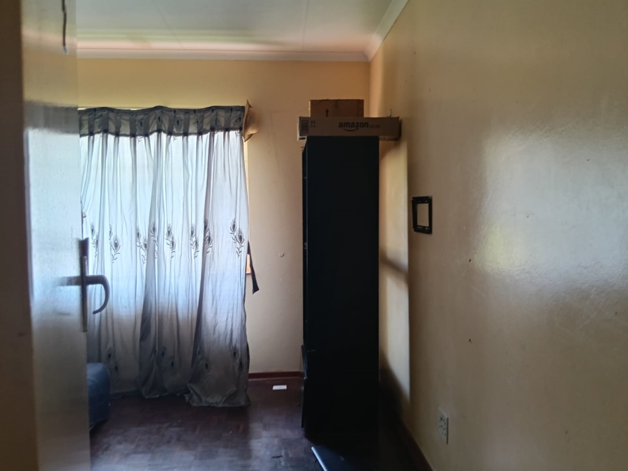 9 Bedroom Property for Sale in Glen Harvie Gauteng