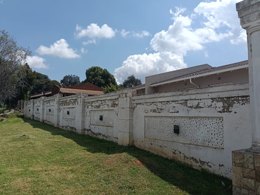 9 Bedroom Property for Sale in Glen Harvie Gauteng