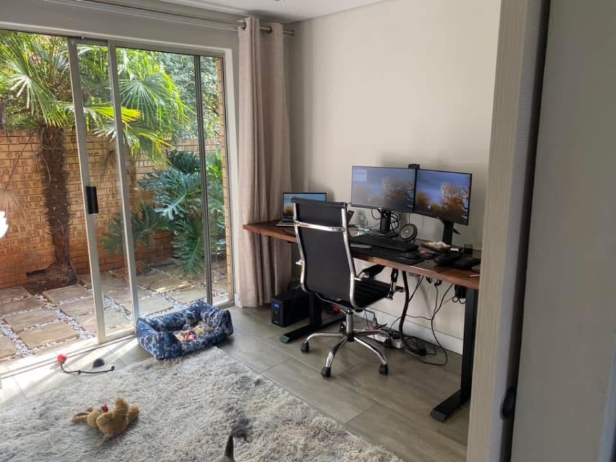 2 Bedroom Property for Sale in Eldo Glen Gauteng