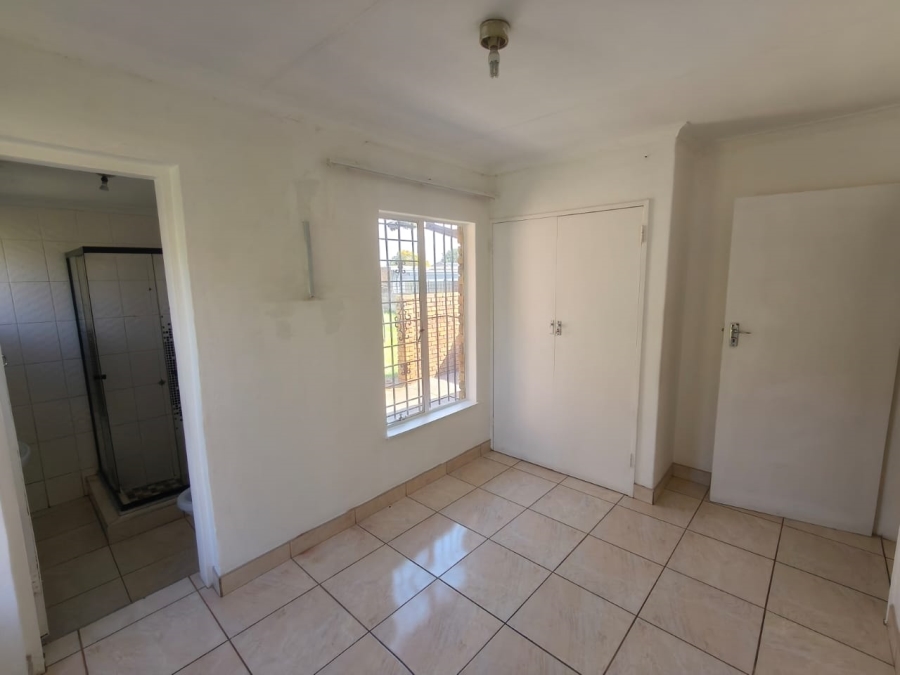 3 Bedroom Property for Sale in Erasmia Gauteng