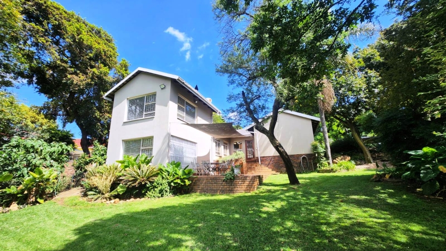 4 Bedroom Property for Sale in Eldoraigne Gauteng