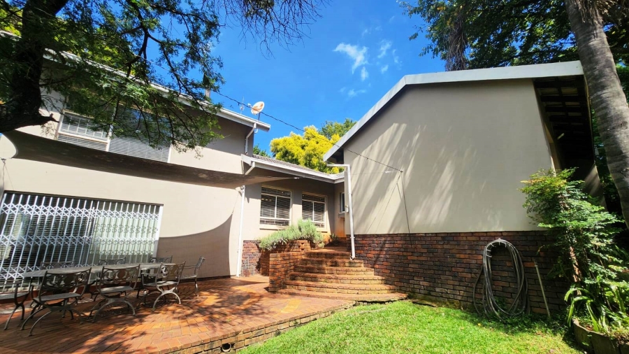 4 Bedroom Property for Sale in Eldoraigne Gauteng