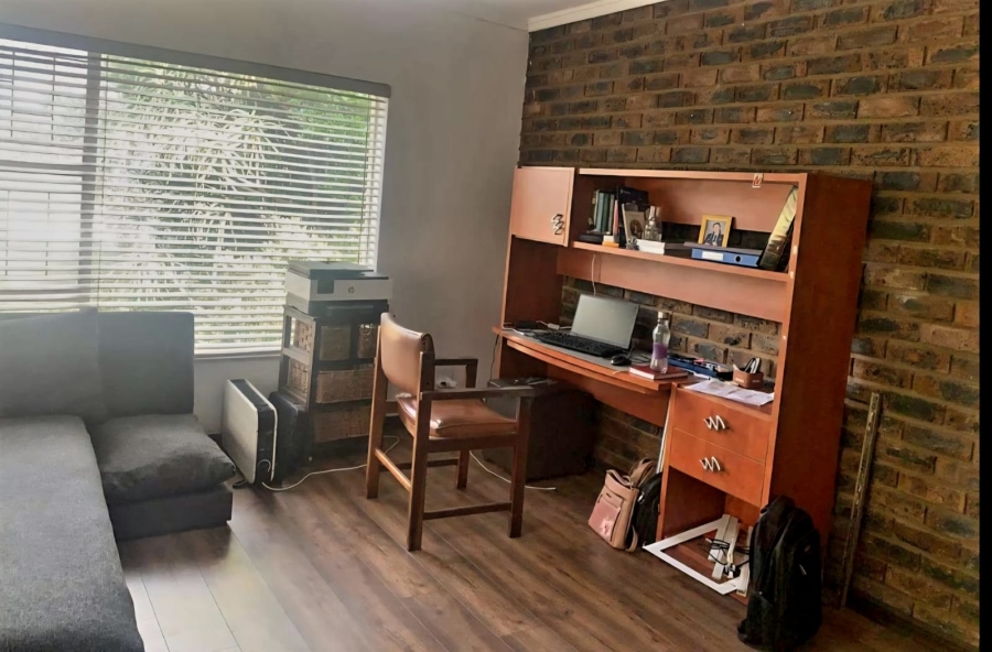 4 Bedroom Property for Sale in Eldoraigne Gauteng