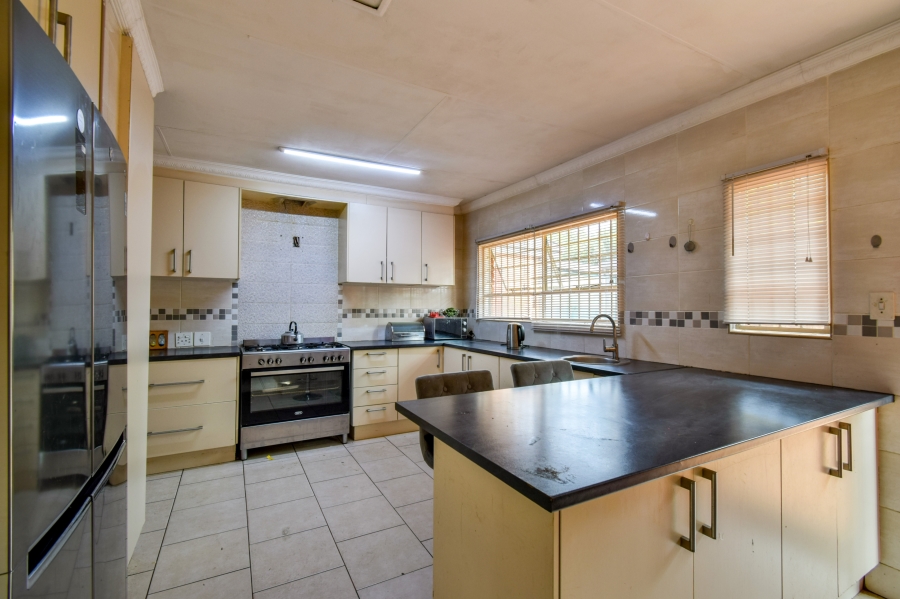 4 Bedroom Property for Sale in Moreleta Park Gauteng