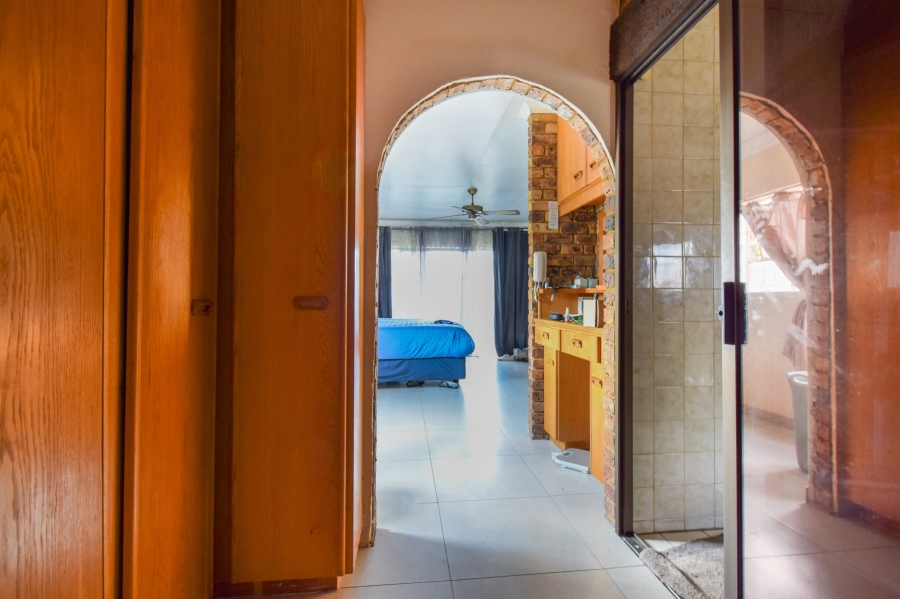 4 Bedroom Property for Sale in Moreleta Park Gauteng