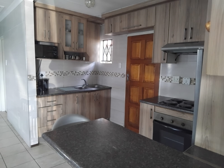 3 Bedroom Property for Sale in Greenfields Gauteng