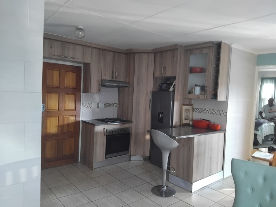3 Bedroom Property for Sale in Greenfields Gauteng
