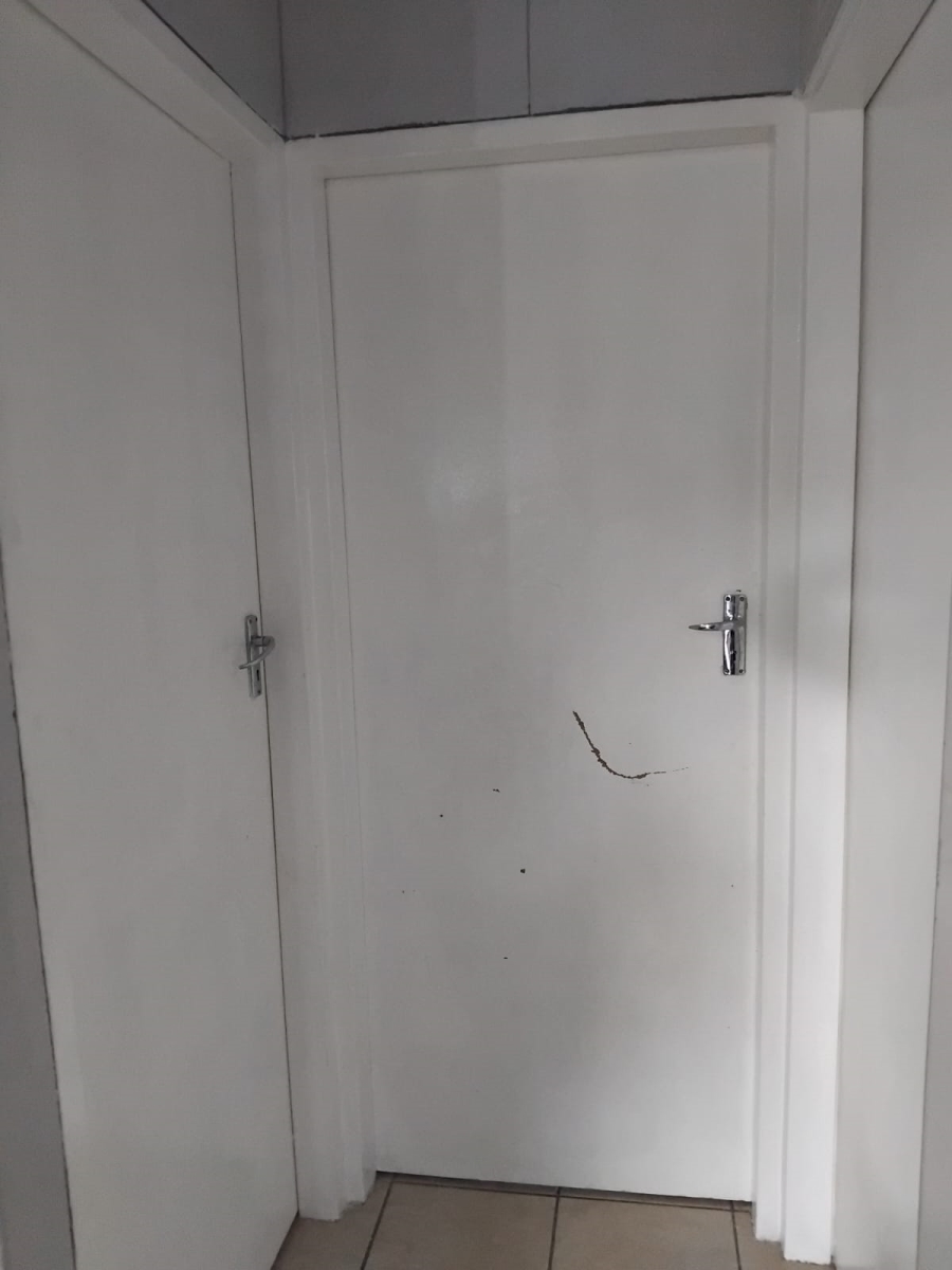 3 Bedroom Property for Sale in Greenfields Gauteng