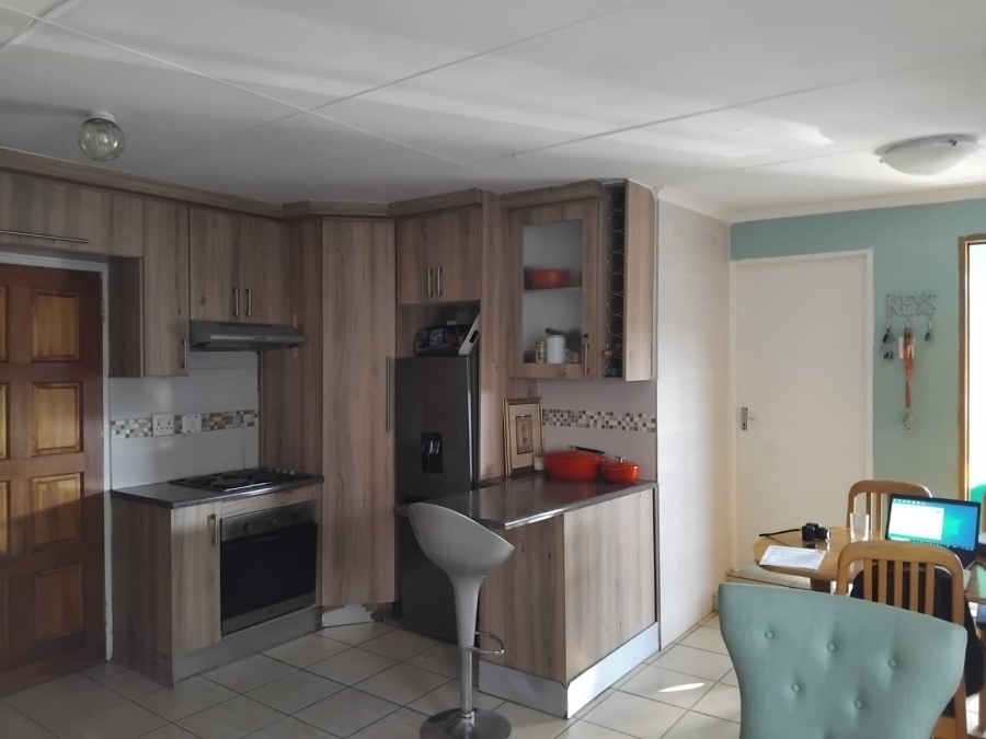 3 Bedroom Property for Sale in Greenfields Gauteng