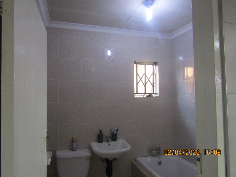 3 Bedroom Property for Sale in Greenfields Gauteng