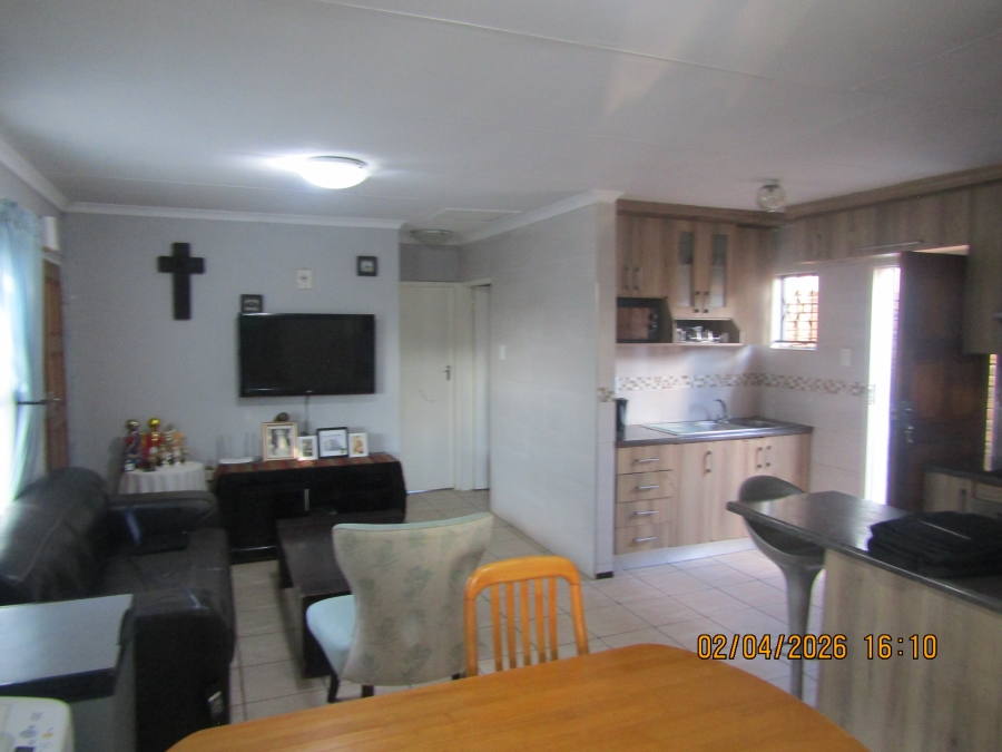 3 Bedroom Property for Sale in Greenfields Gauteng