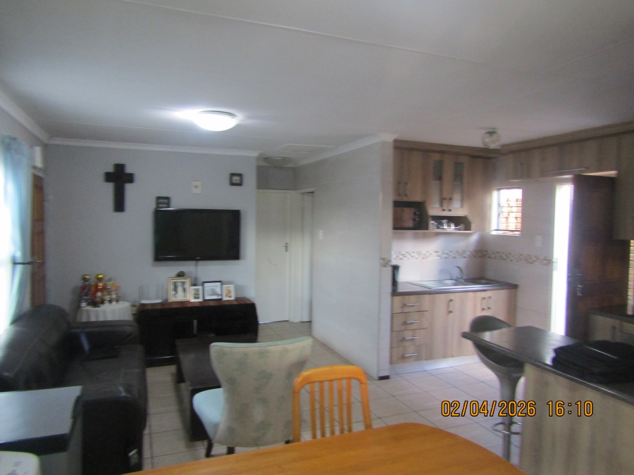 3 Bedroom Property for Sale in Greenfields Gauteng