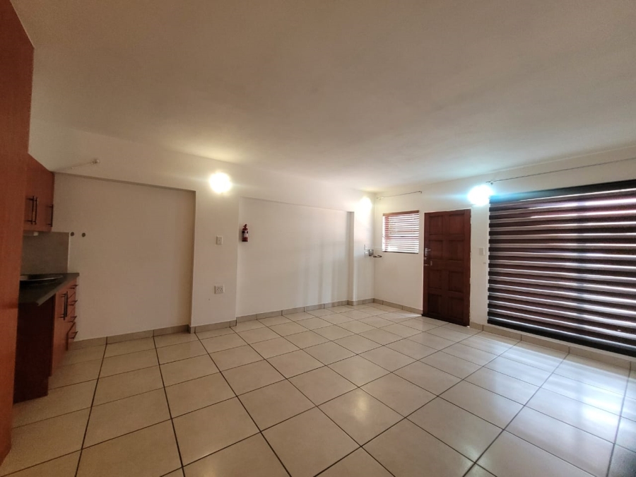 To Let 1 Bedroom Property for Rent in Roodepoort Gauteng