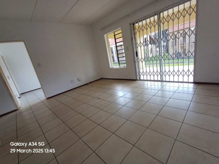 2 Bedroom Property for Sale in Honeydew Gauteng