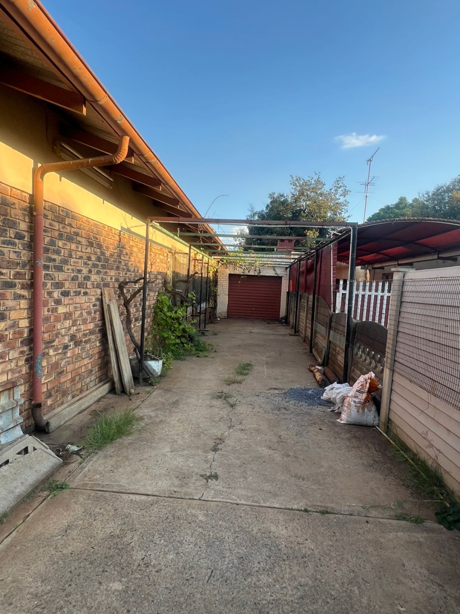 3 Bedroom Property for Sale in Duncanville Gauteng