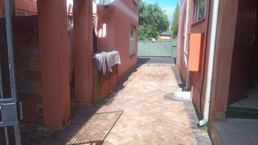 2 Bedroom Property for Sale in Jeppestown Gauteng