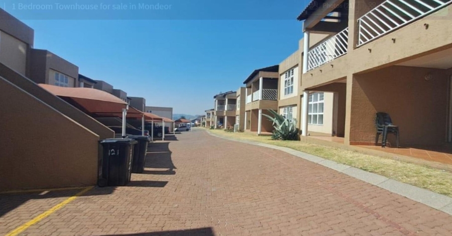 To Let 2 Bedroom Property for Rent in Mondeor Gauteng