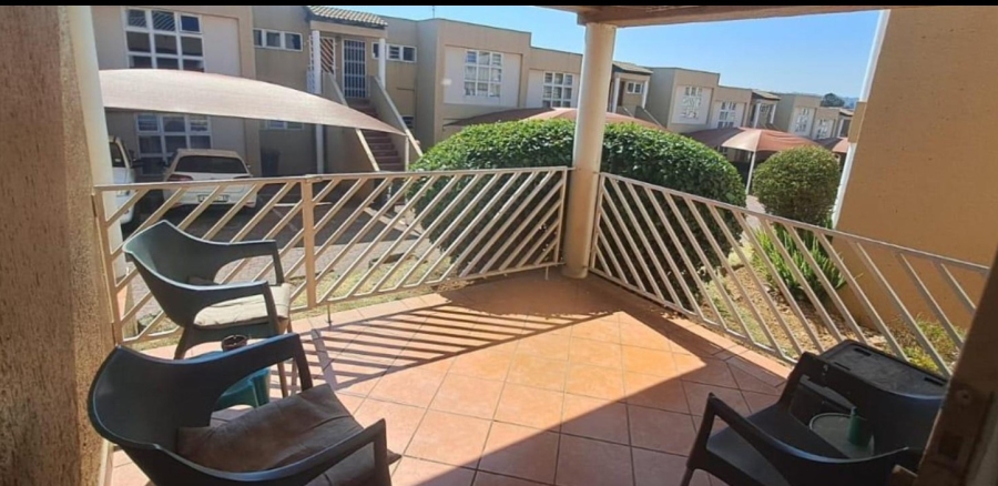 To Let 2 Bedroom Property for Rent in Mondeor Gauteng