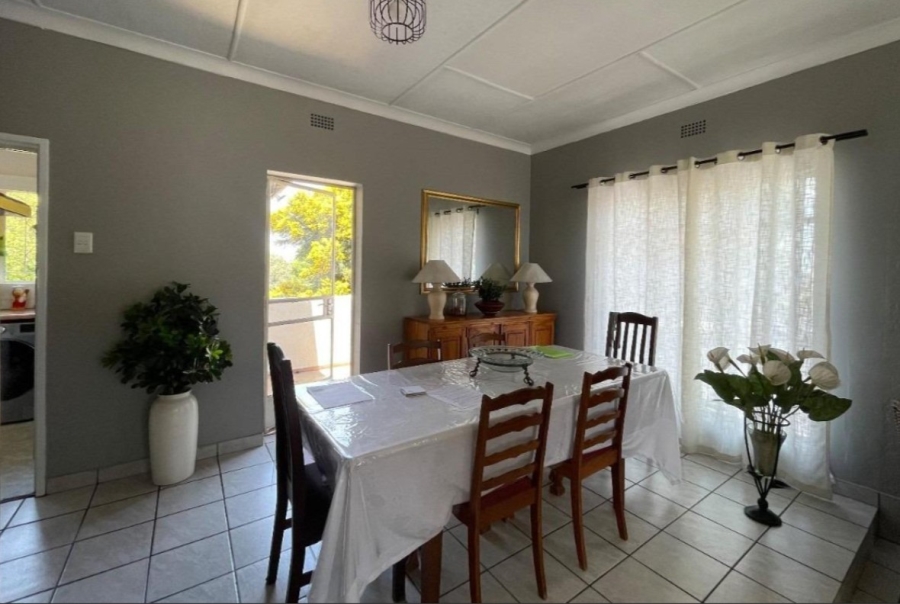 3 Bedroom Property for Sale in Linmeyer Gauteng