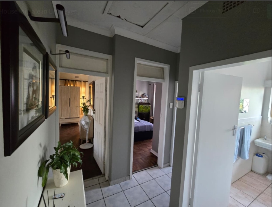 3 Bedroom Property for Sale in Linmeyer Gauteng