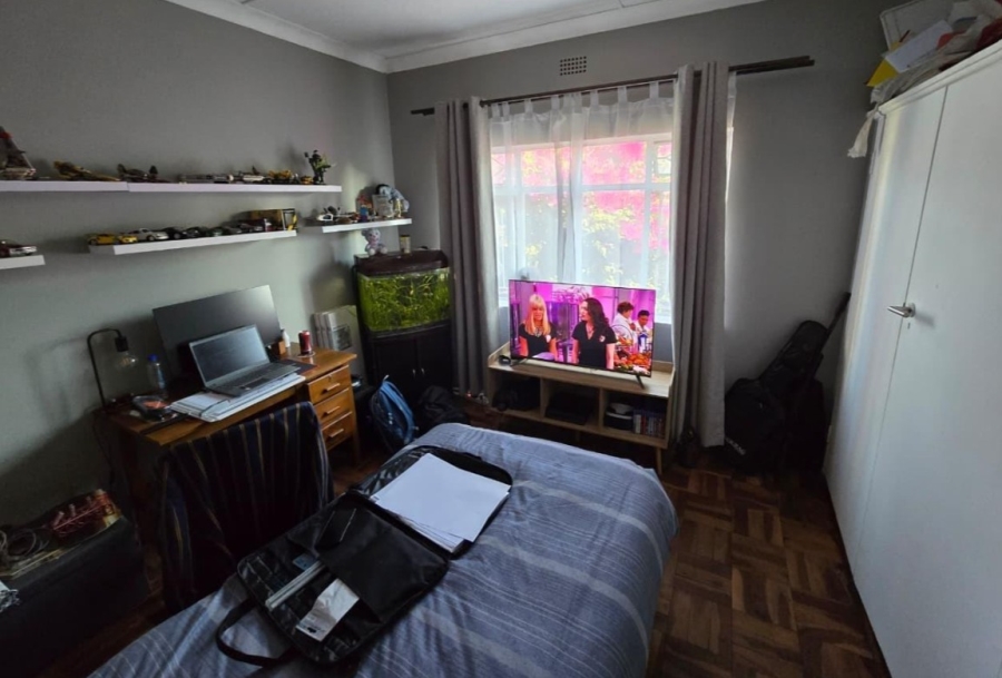 3 Bedroom Property for Sale in Linmeyer Gauteng