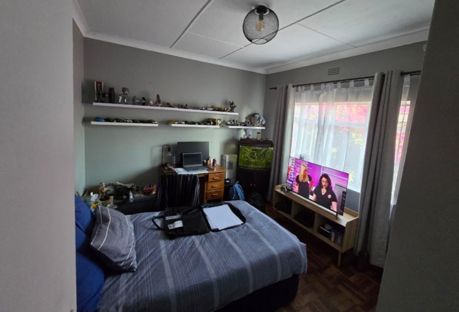 3 Bedroom Property for Sale in Linmeyer Gauteng