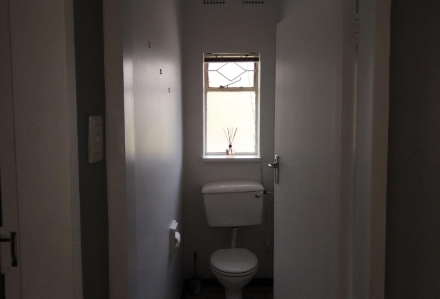 3 Bedroom Property for Sale in Linmeyer Gauteng