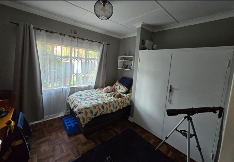 3 Bedroom Property for Sale in Linmeyer Gauteng