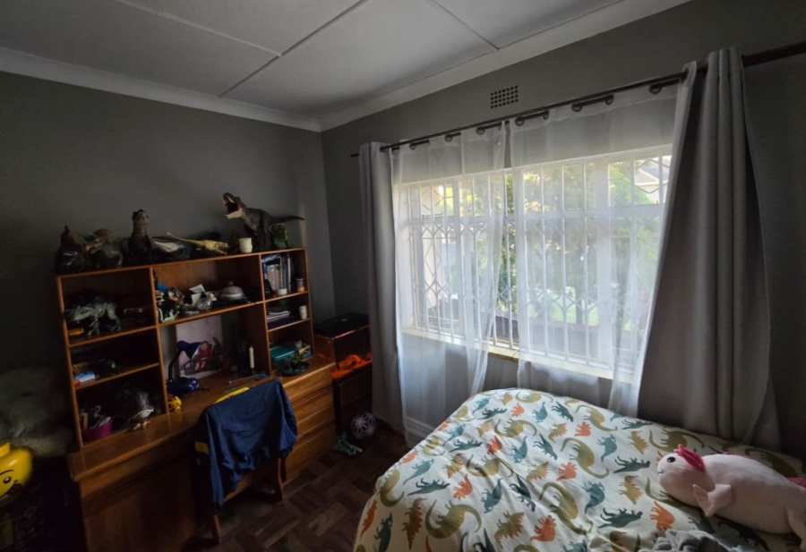 3 Bedroom Property for Sale in Linmeyer Gauteng